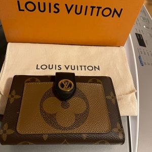 Louis Vuitton Reverse Monogram Juliette Wallet